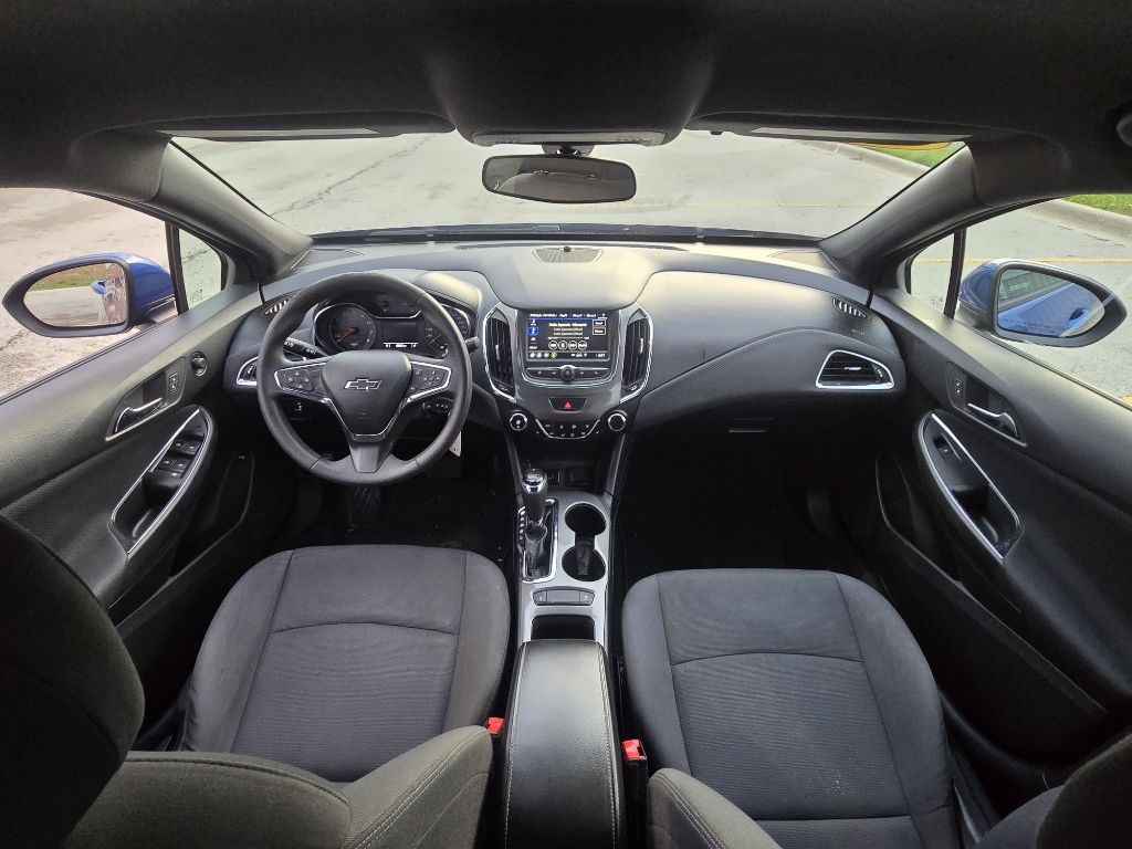 2019 Chevrolet Cruze Image 27