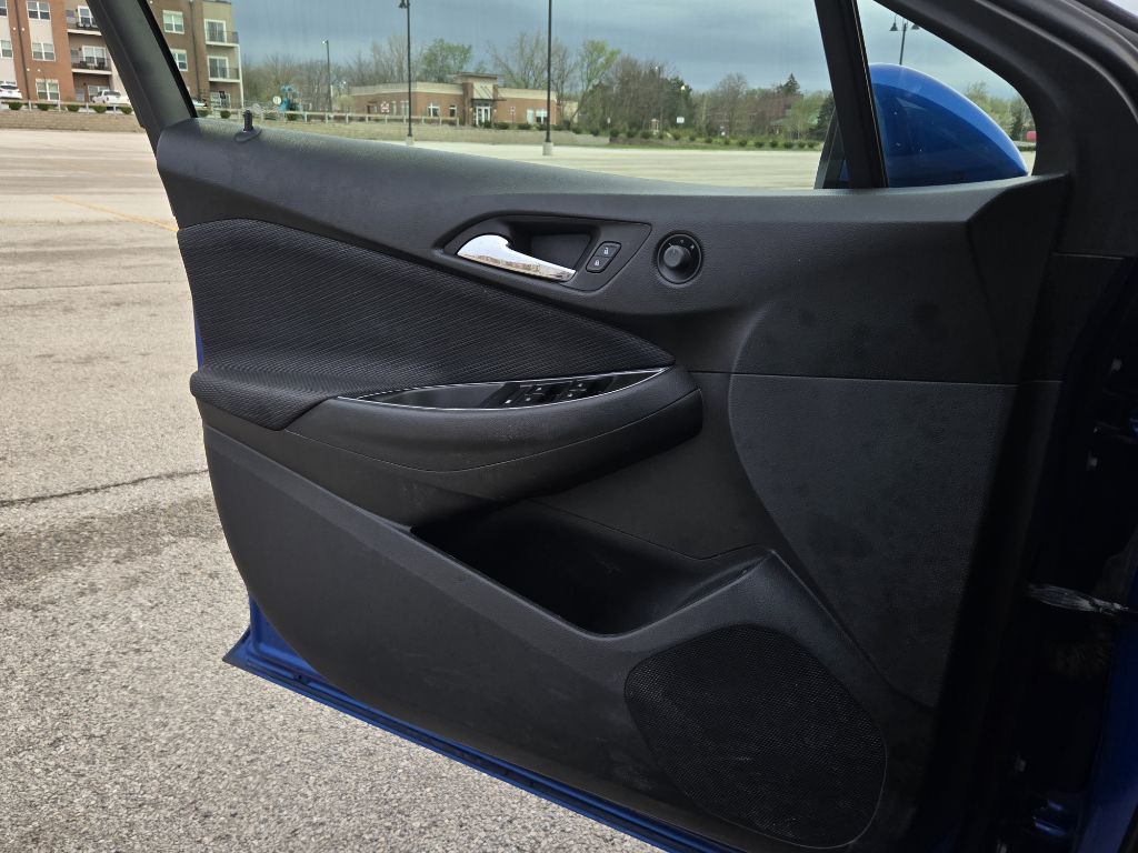 2019 Chevrolet Cruze Image 46