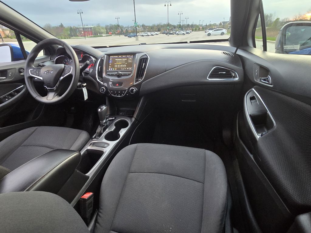 2019 Chevrolet Cruze Image 58