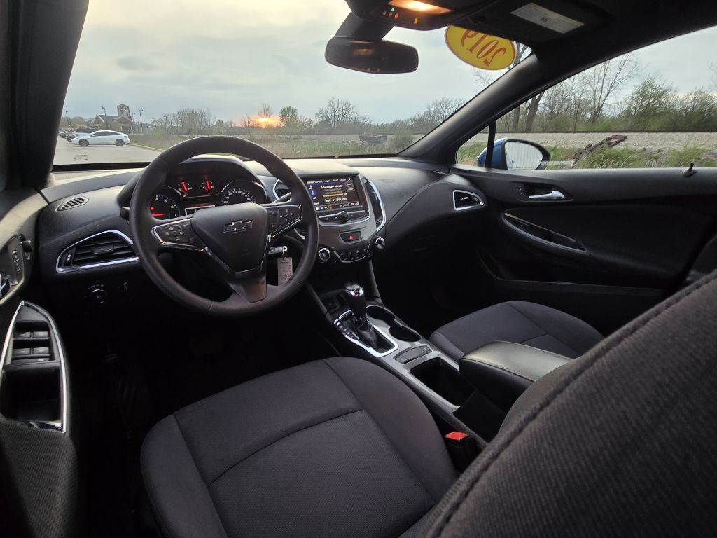 2019 Chevrolet Cruze Image 61