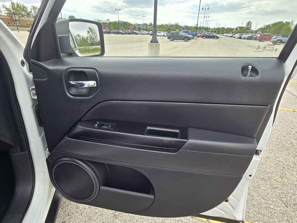2014 Jeep Patriot Image 62