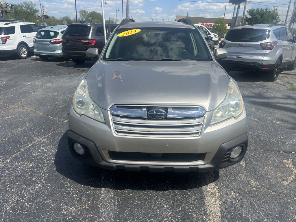 2014 Subaru Outback Image 2