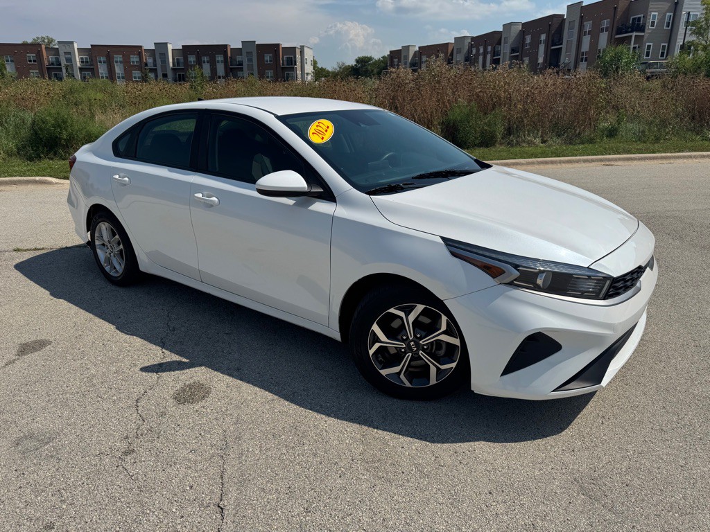 2022 Kia Forte Image 3