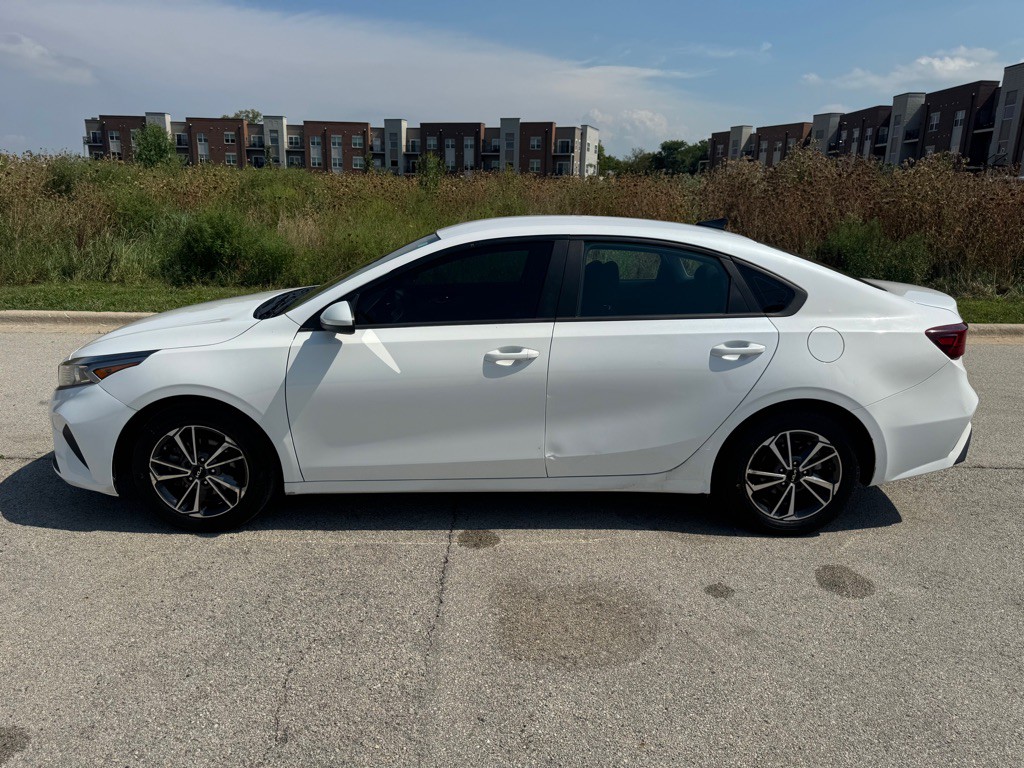 2022 Kia Forte Image 4