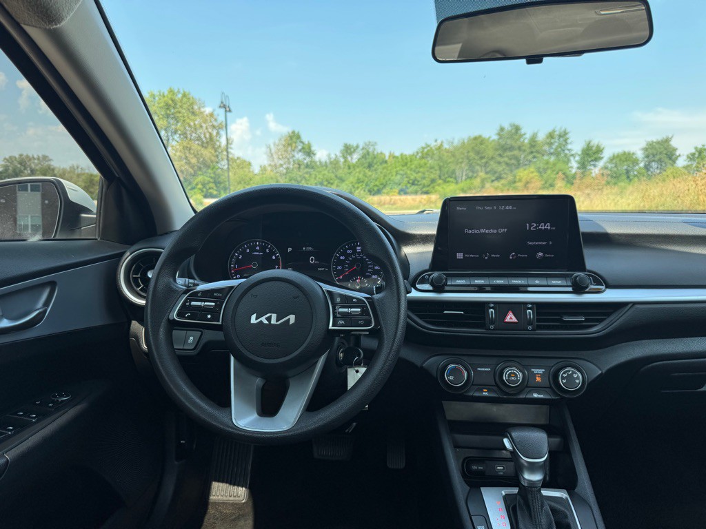 2022 Kia Forte Image 12