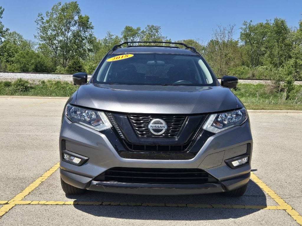 2018 Nissan Rogue Image 2