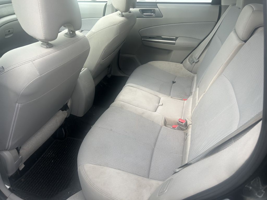 2012 Subaru Forester Image 8