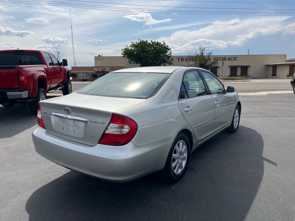 2004 Toyota Camry Image 5