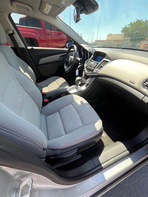 2013 Chevrolet Cruze Image 7