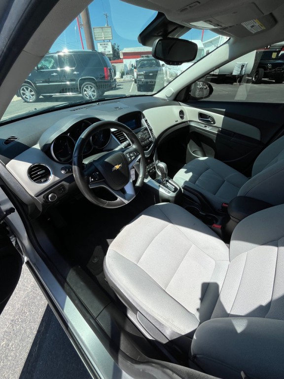2013 Chevrolet Cruze Image 17
