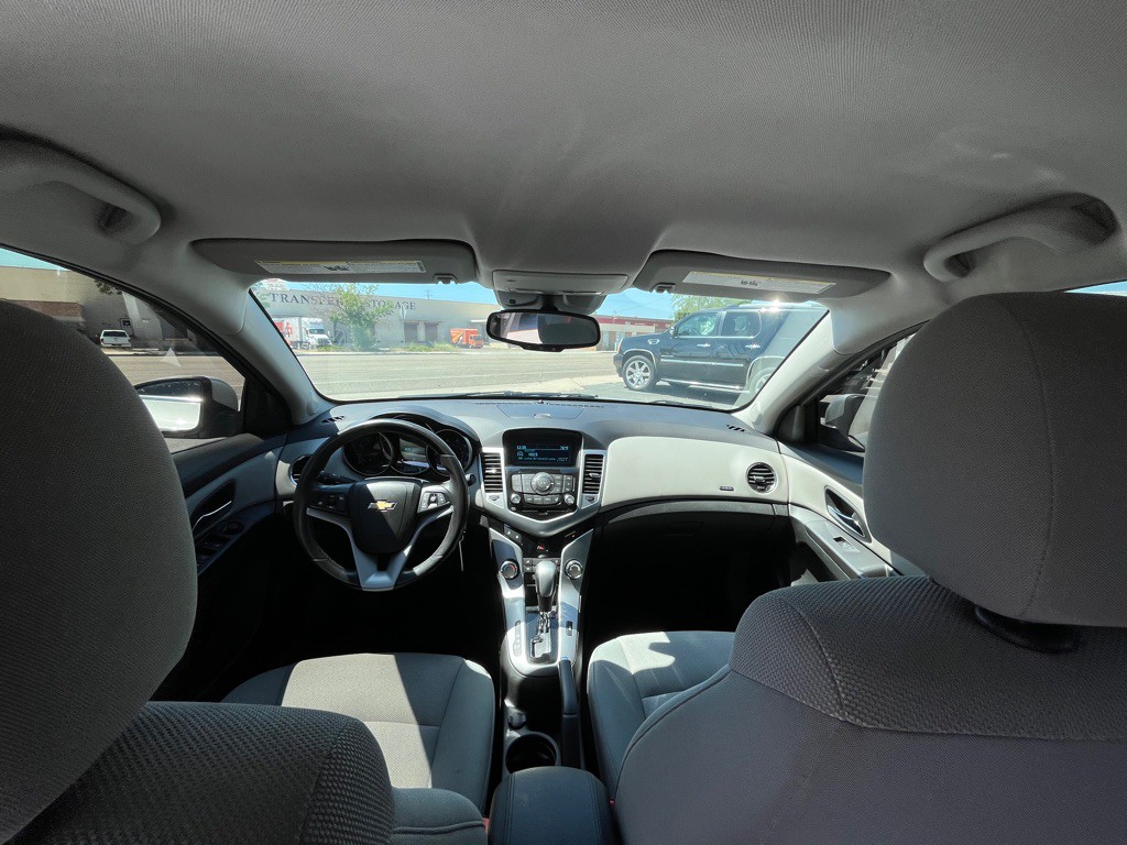 2013 Chevrolet Cruze Image 20