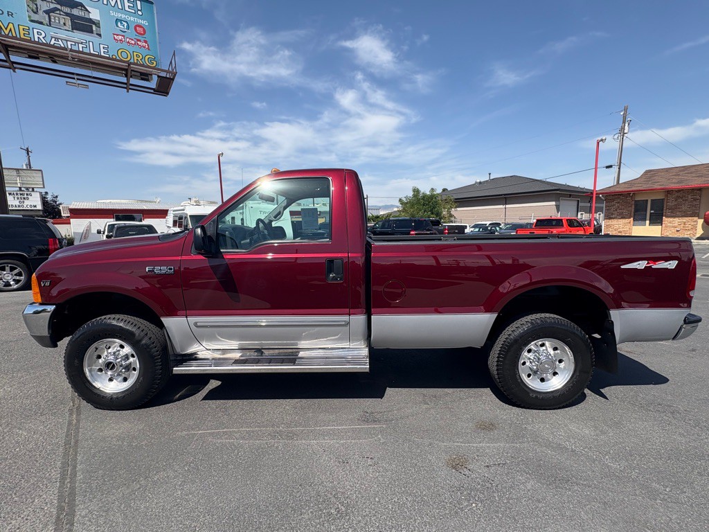1999 Ford F-250 Image 3