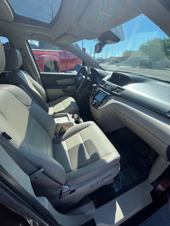 2016 Honda Odyssey Image 20
