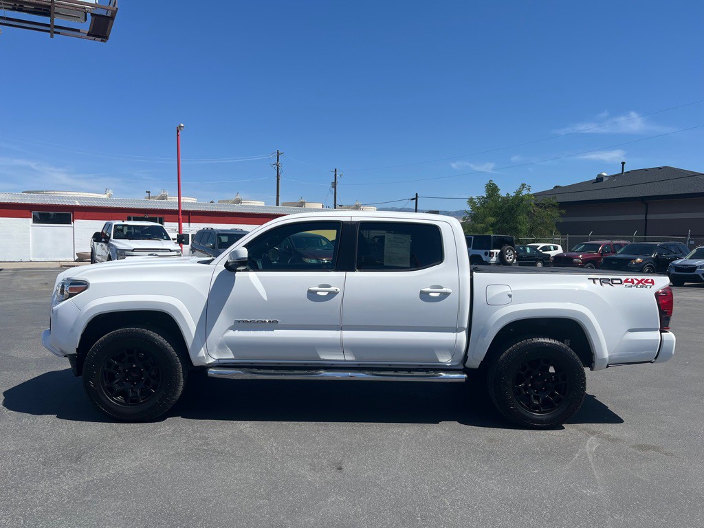 2019 Toyota Tacoma Image 3