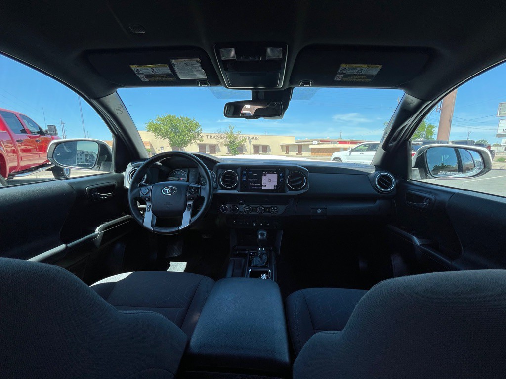 2019 Toyota Tacoma Image 10