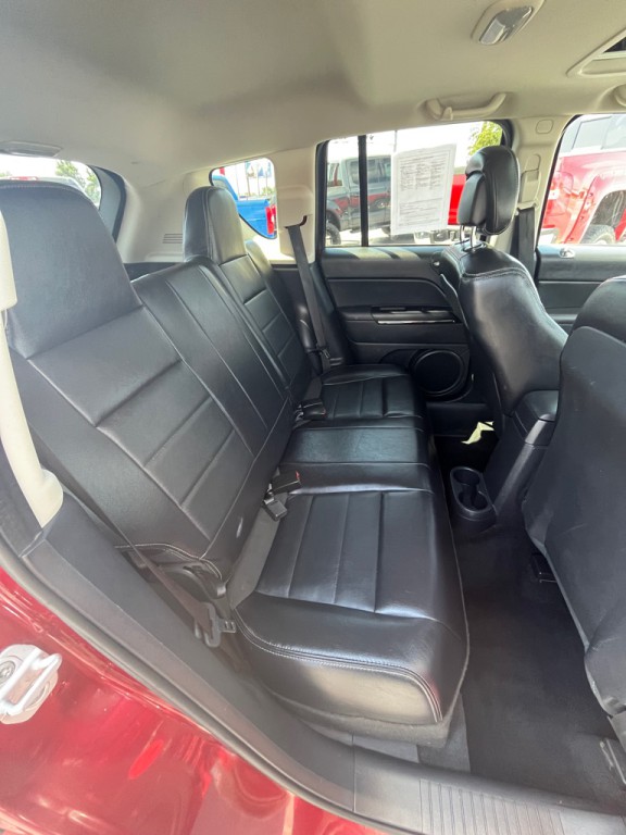 2012 Jeep Compass Image 8
