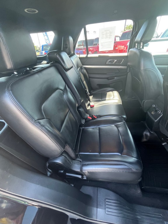 2019 Ford Explorer Image 8