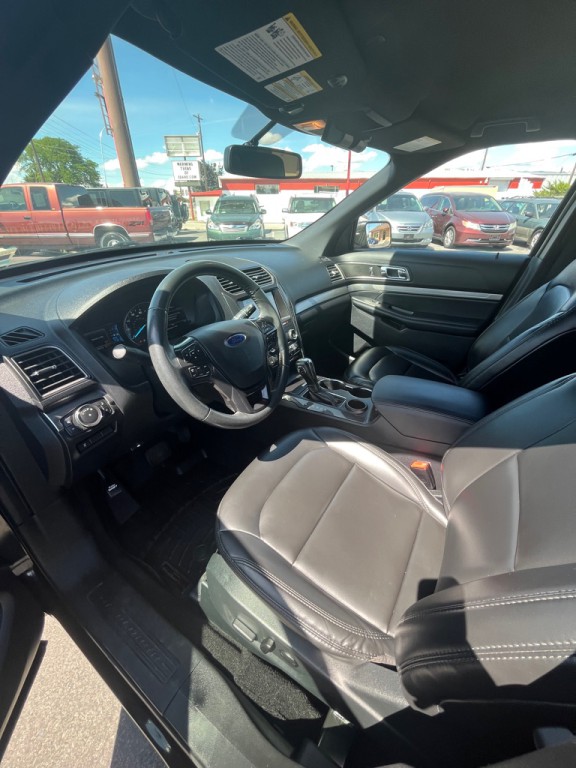 2019 Ford Explorer Image 9