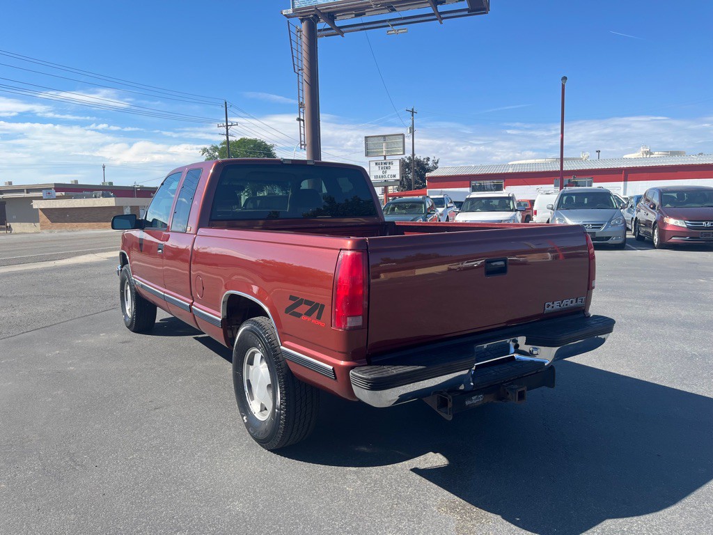 1998 Chevrolet C/K Image 4