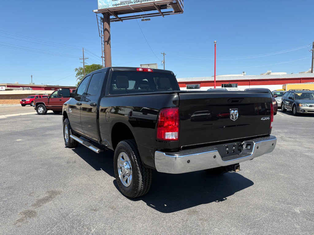 2018 RAM 3500 Image 4