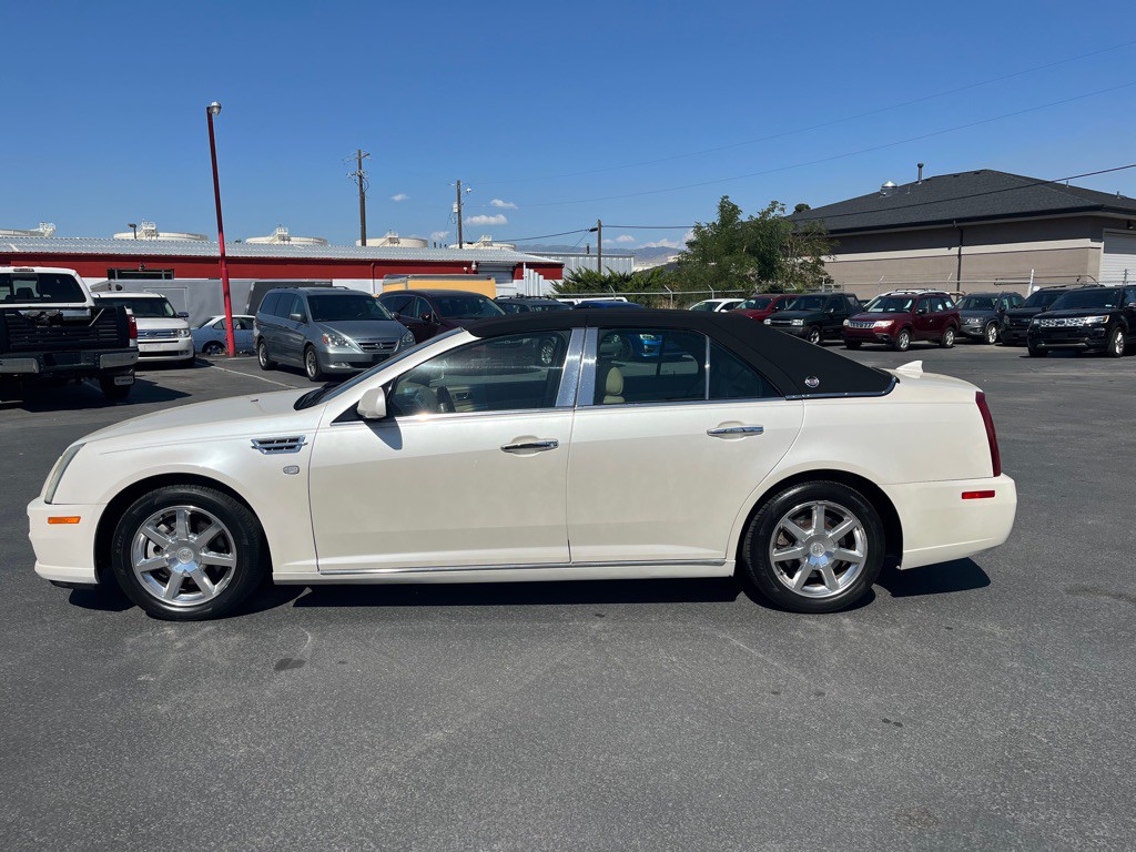2009 Cadillac STS Image 3