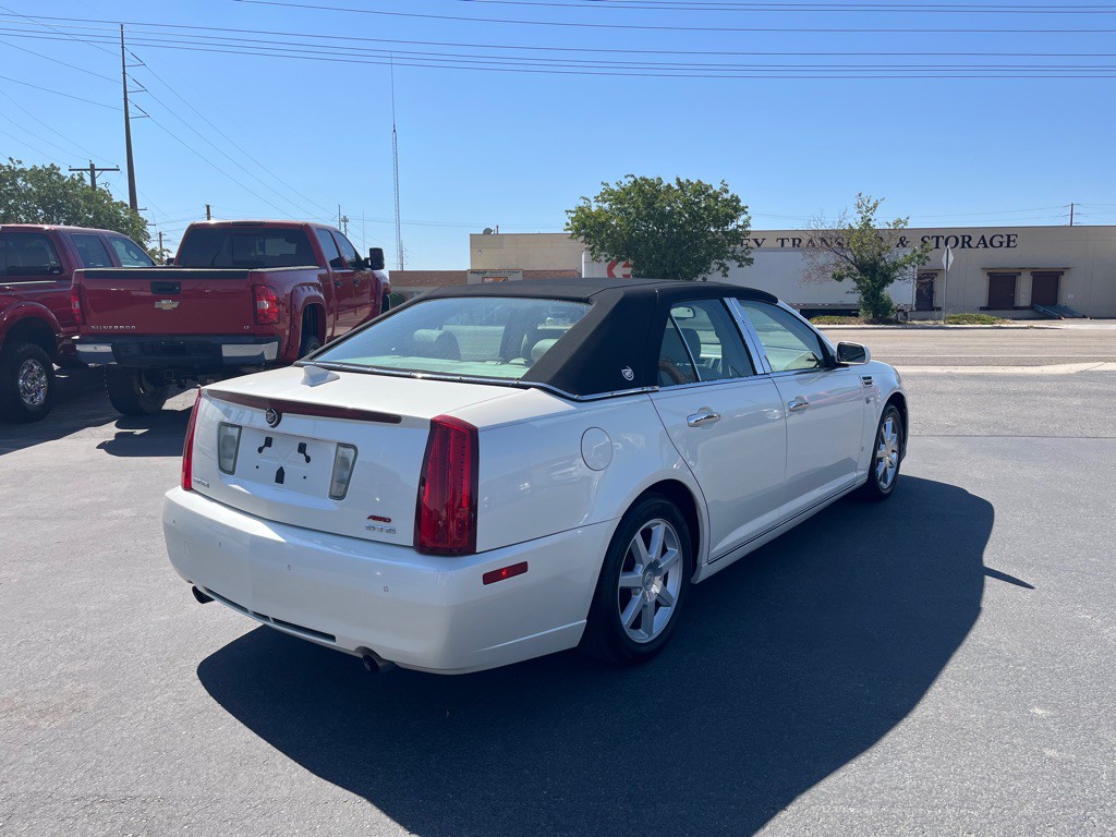 2009 Cadillac STS Image 5
