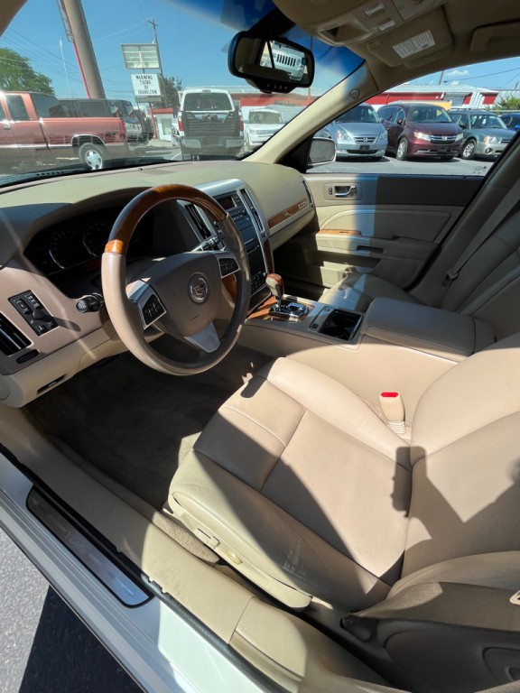 2009 Cadillac STS Image 7