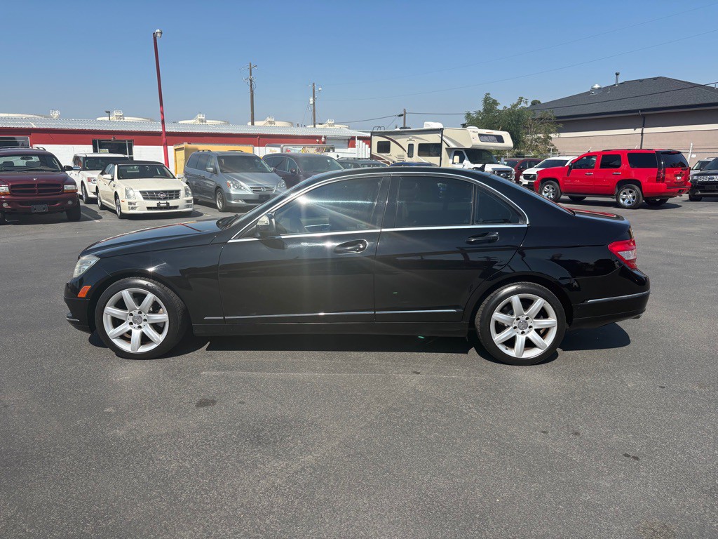 2008 Mercedes-Benz C-Class Image 3