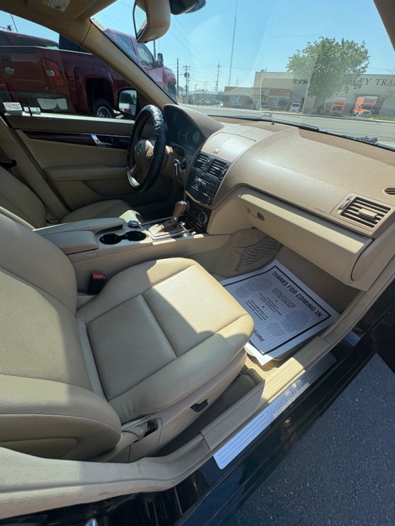2008 Mercedes-Benz C-Class Image 7