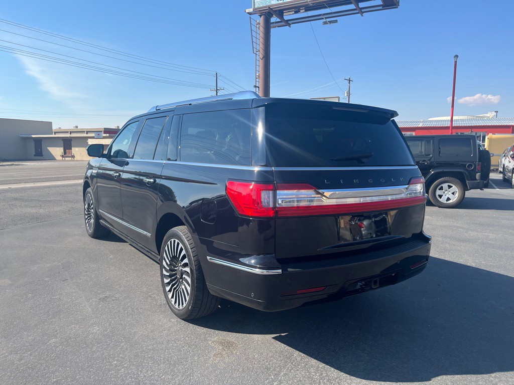 2019 Lincoln Navigator Image 4