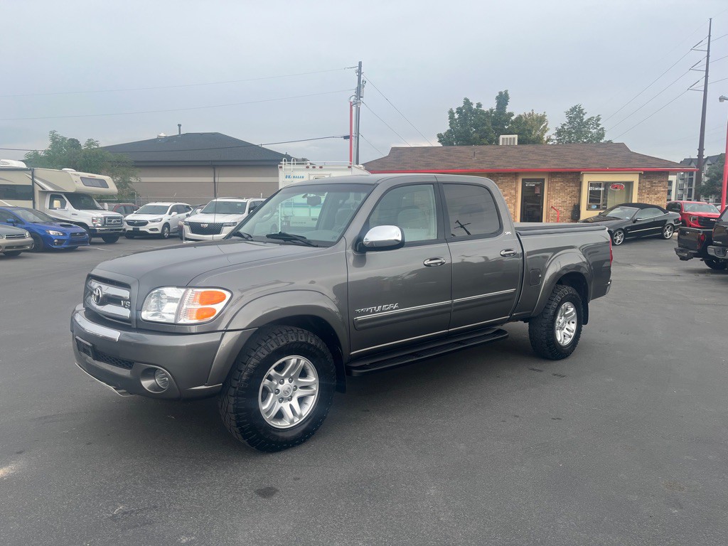 2004 Toyota Tundra Image 2