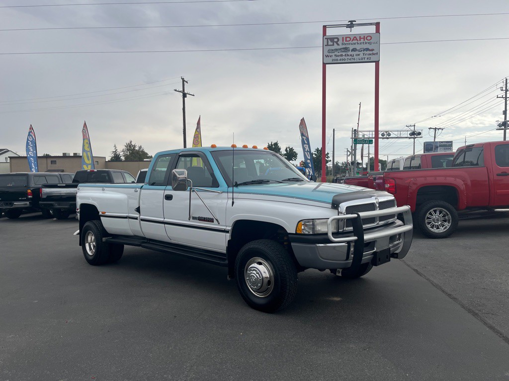1996 Dodge Ram 3500 Image 1