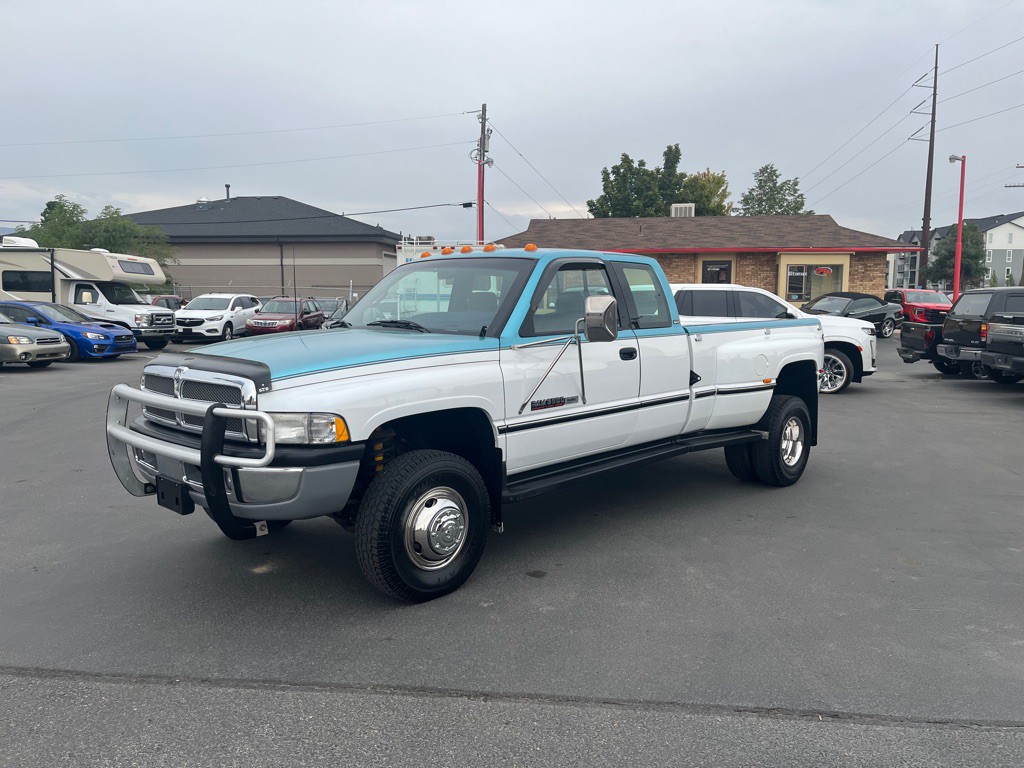 1996 Dodge Ram 3500 Image 2