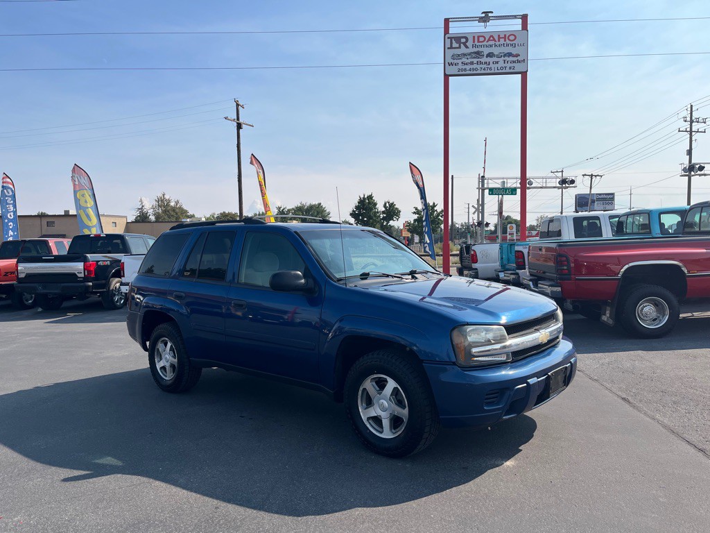 2006 Chevrolet Trailblazer Image 1