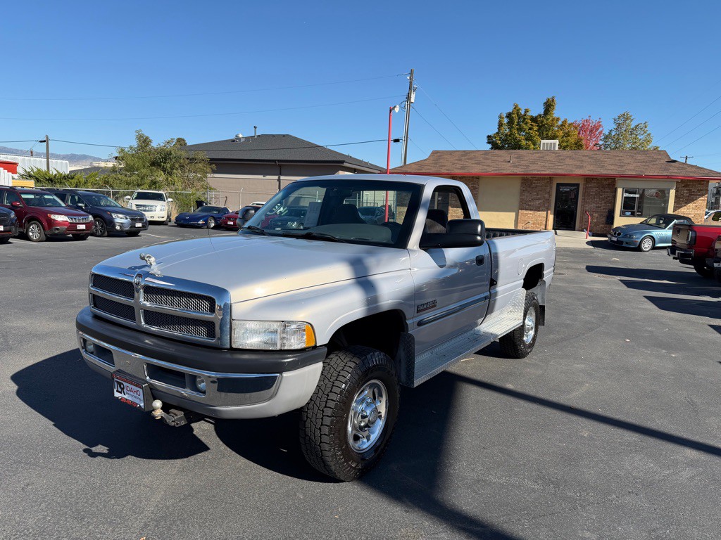 2001 Dodge Ram 2500 Image 2