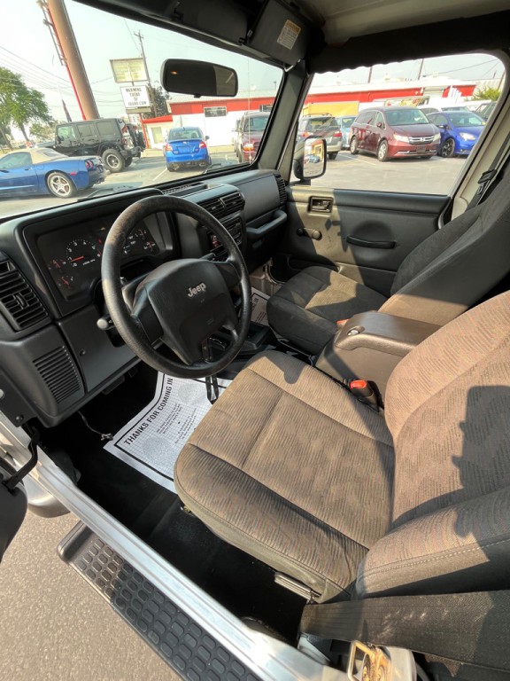 2005 Jeep Wrangler Image 7