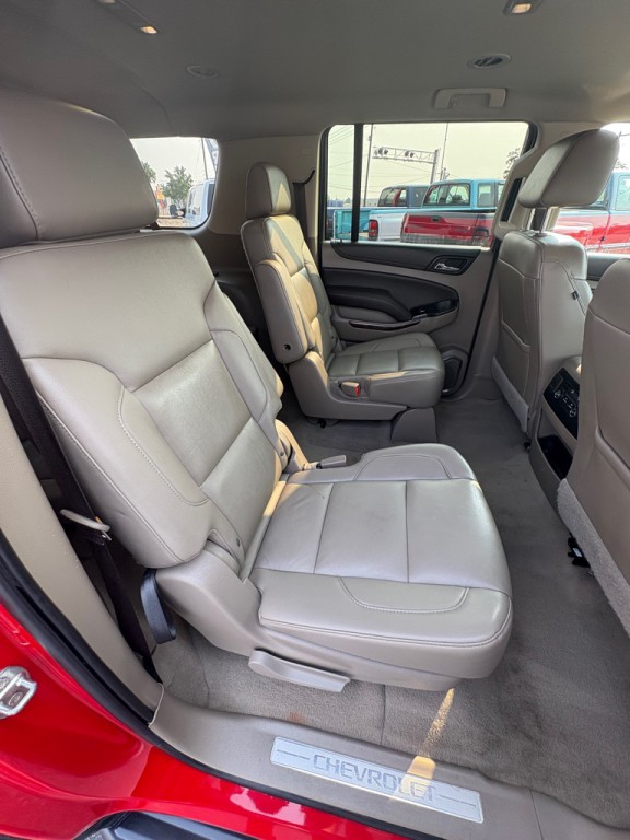 2019 Chevrolet Suburban Image 9