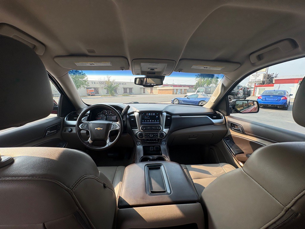 2019 Chevrolet Suburban Image 10
