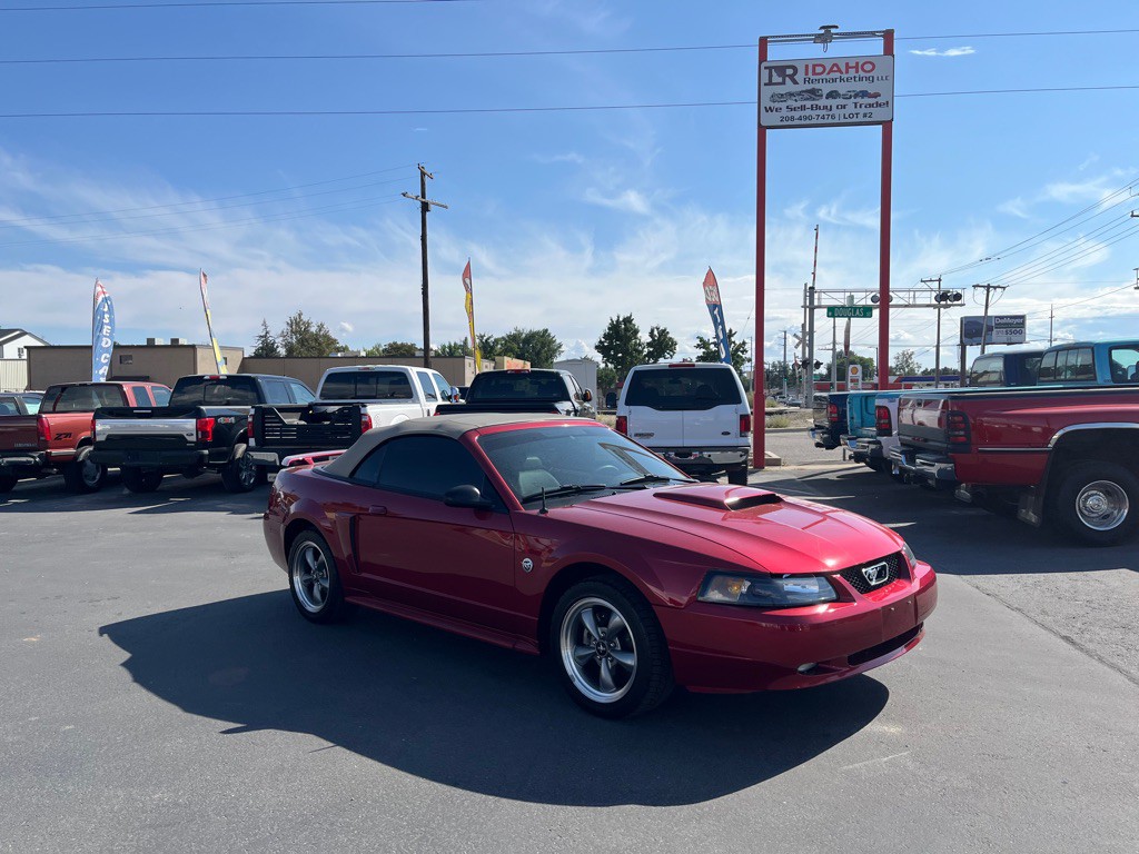 2004 Ford Mustang Image 10