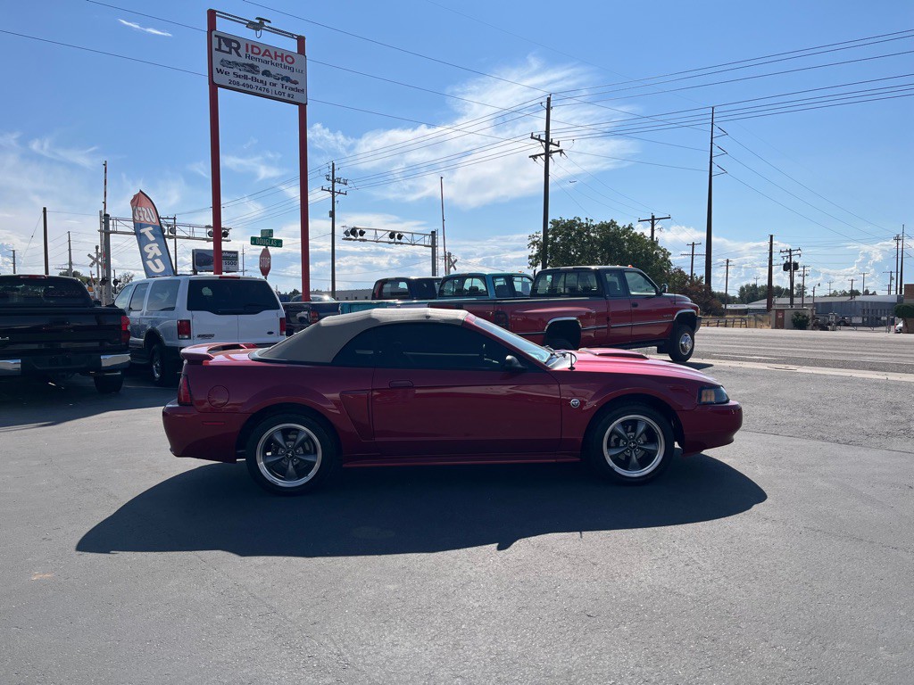 2004 Ford Mustang Image 15