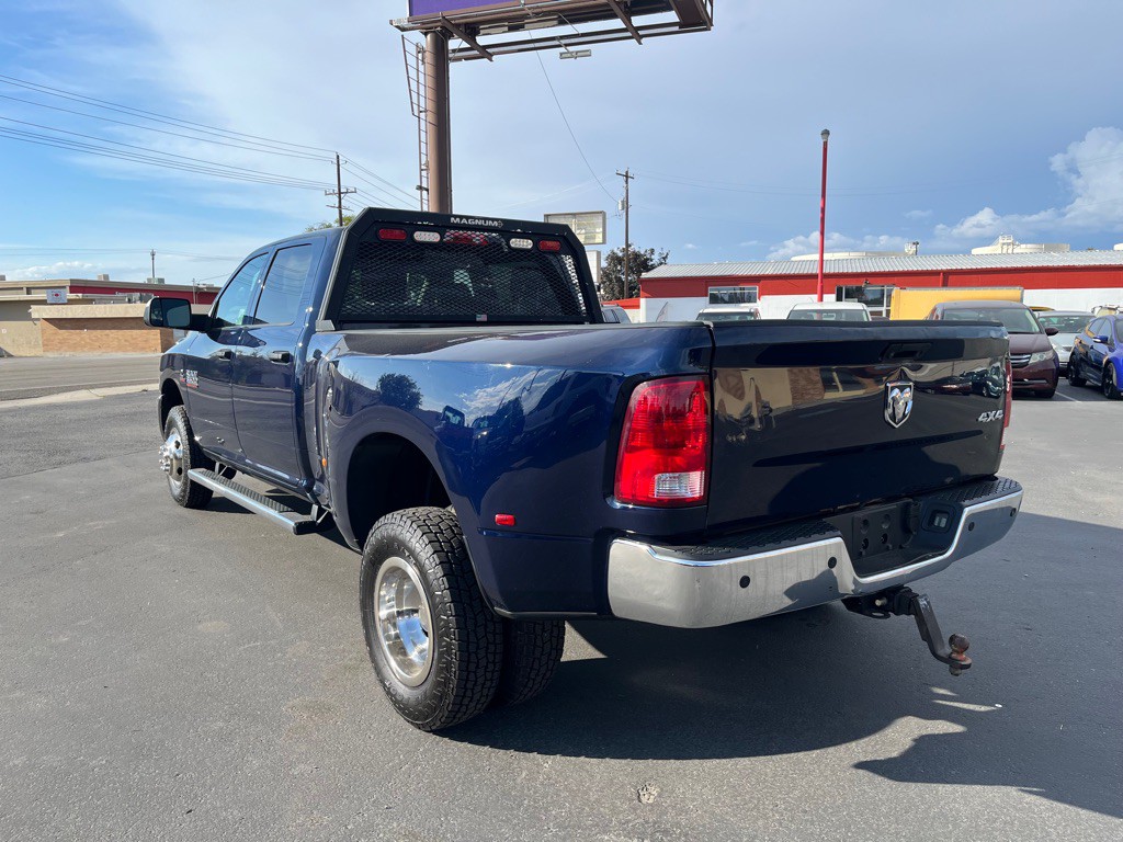2017 RAM 3500 Image 4