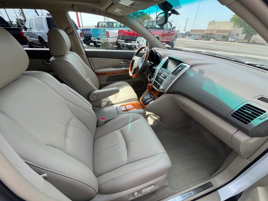 2004 Lexus RX Image 9