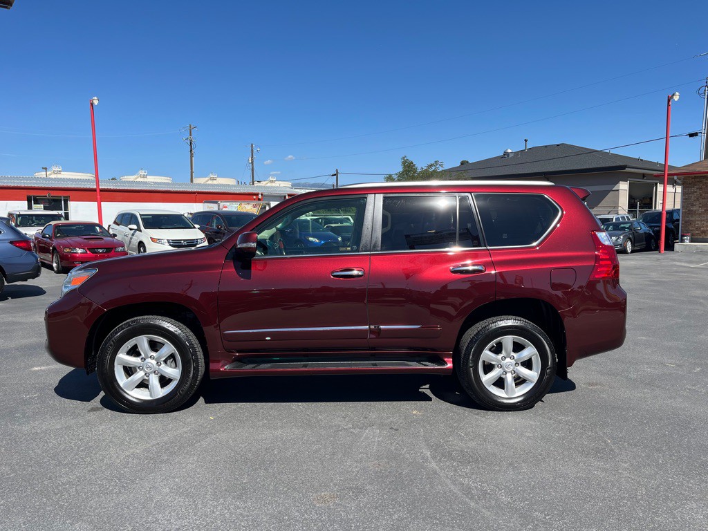 2011 Lexus GX Image 3