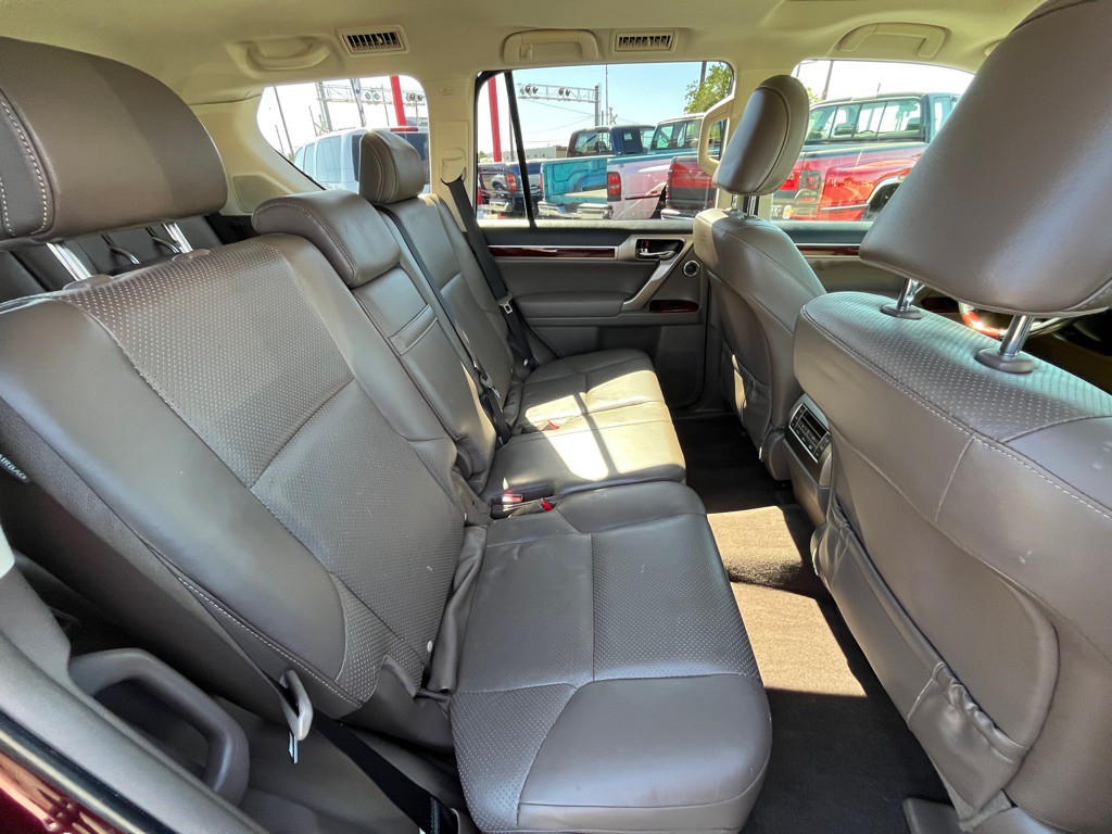 2011 Lexus GX Image 8
