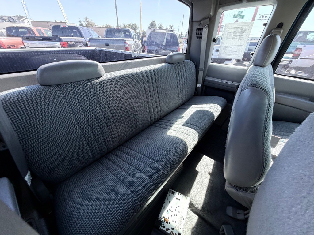 1998 Chevrolet C/K Image 8