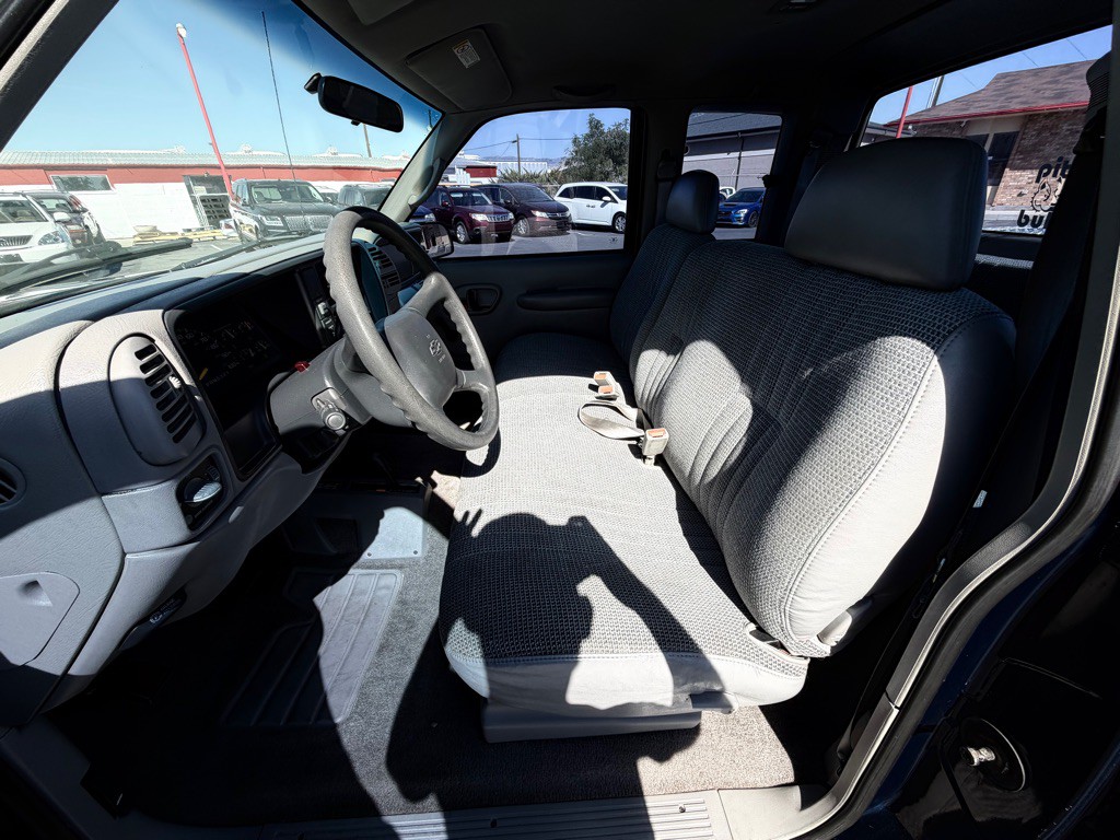 1998 Chevrolet C/K Image 21