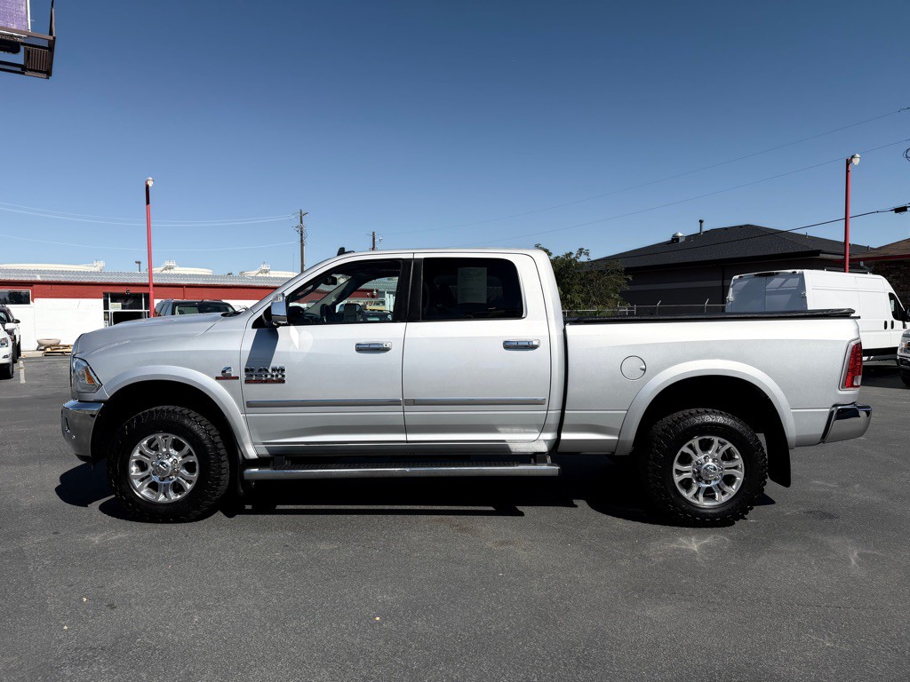 2018 RAM 3500 Image 3