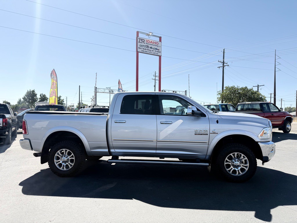2018 RAM 3500 Image 6