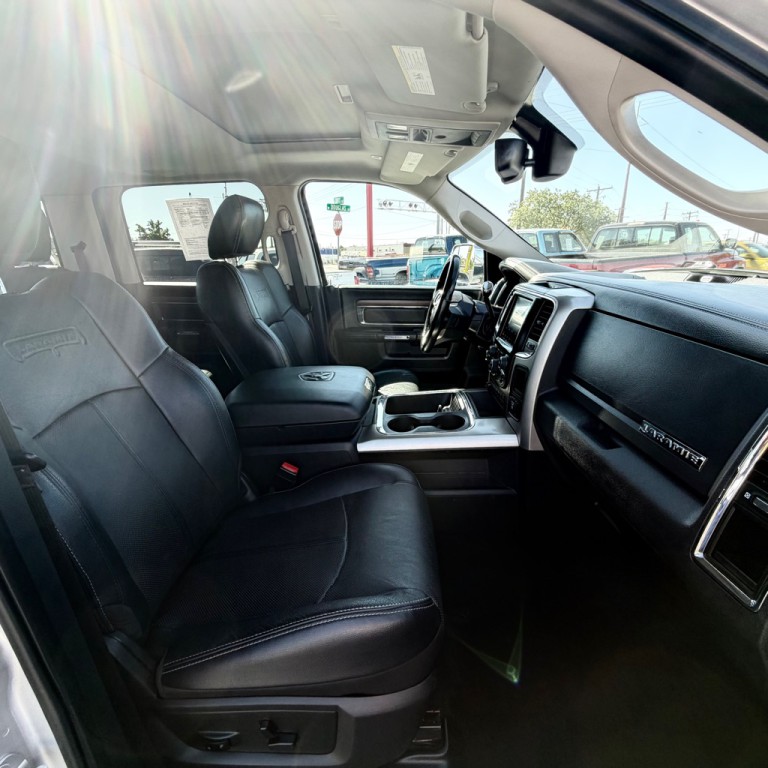 2018 RAM 3500 Image 8