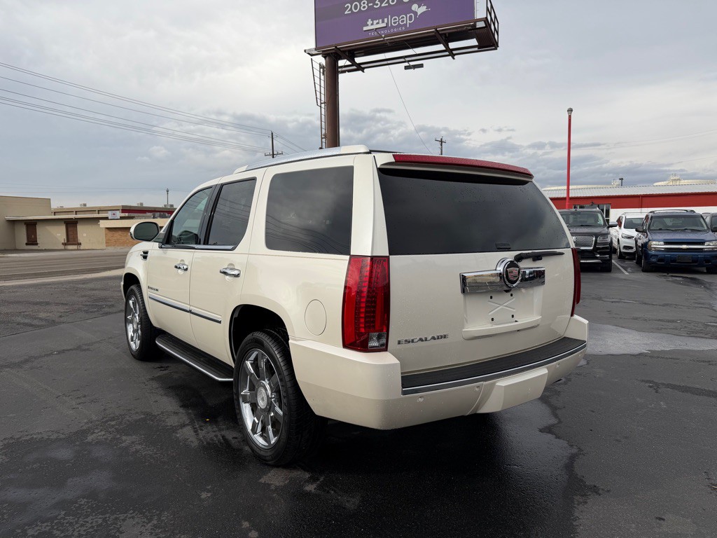 2007 Cadillac Escalade Image 4